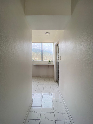 Imagen 13 de 18 de Apartamento Duplex Remodelado Vista Al Mar