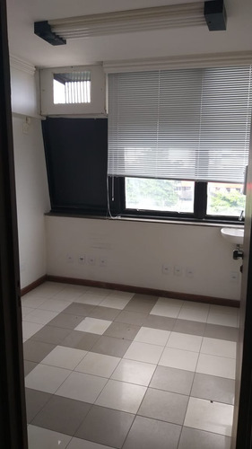 Imagem 3 de 6 de Sala Médica Com 30,86 M² - Por Apenas R$ 105.000,00 -- Centro Médico Iguatemi - Sa00002 - 69001124