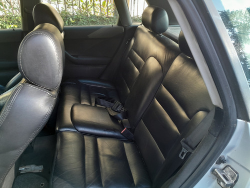Audi A3 1.6 5p