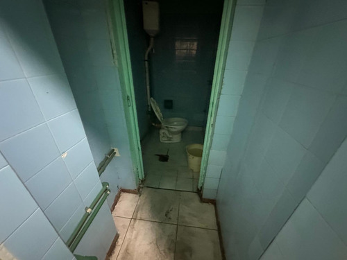Av Medrano 800, Local De 5,50m2 De Frente, X 8,50 De Fondo, Con Sótano, Utn, Almagro