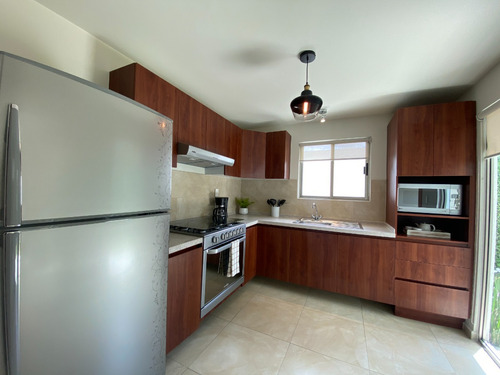 Casa Residencial En Tecamac Ojo De Agua, 3 Recamaras, Alberca Y Parque En Zona De Amenidades, Pequeño Cluster
