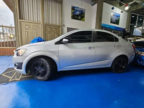 Chevrolet Sonic LT 1.6 MT
