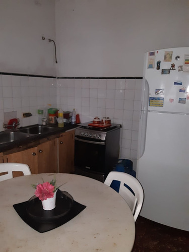 Imagen 13 de 14 de Imperdible Inversión, Casa Mas 3 Aptos En P. Unico.