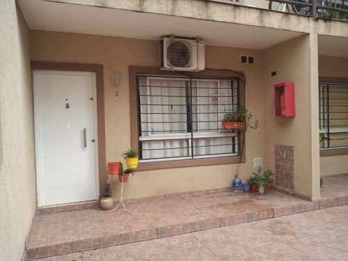 Imagen 16 de 16 de Venta-excelente Dpto 3 Amb. Con Patio Y Fdo. Libre !!!