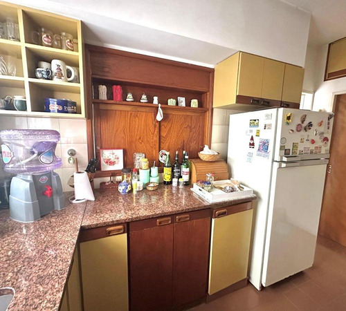 Casa De 3 Ambientes Con Cochera En Venta En Quilmes Centro