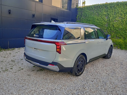 Kia Carnival 2.2 Crdi Sx At