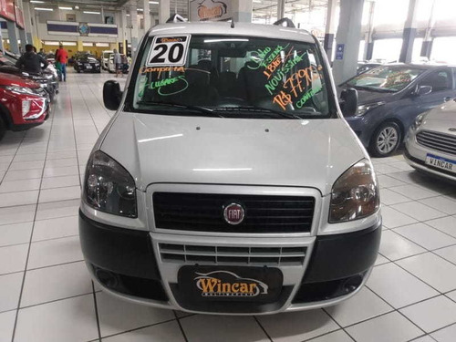 Imagem 2 de 8 de Fiat Doblo Essence 7l E