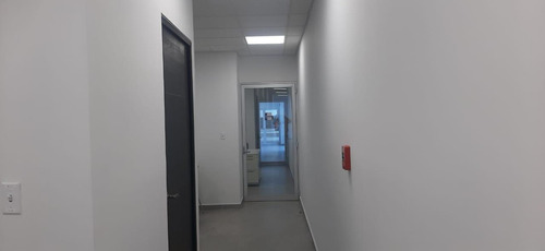 Bodega / Nave Industrial En Renta En Silao