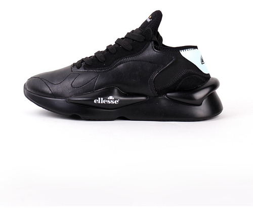 Imagen 2 de 4 de Zapatillas Conegliano Negro