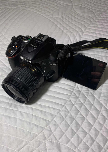 Nikon D5300 Como Nueva