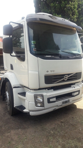 Imagen 2 de 3 de Volvo 310 4x2