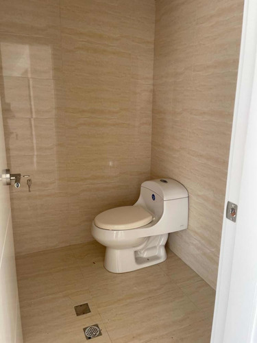Club De Playa Pb Lechería Vende 375 M2 3-2025-1