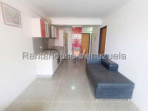 Daniela Linarez Vende Apartamentos Hermoso Y Amplio En Conjunto Privado De Cabudare En Piso Bajo Con Gas Directo Alta Seguridad Acabados De Primera!