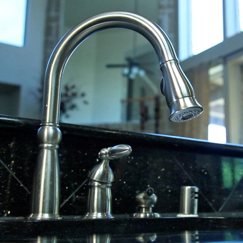 Grifo Desplegable Danco Smart Spray Para Fregadero De Cocina