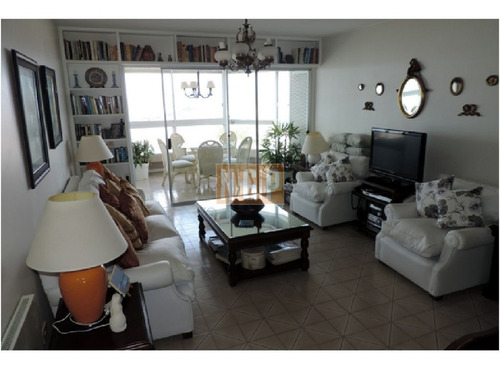 Frente Al Mar - Ref: 3481
