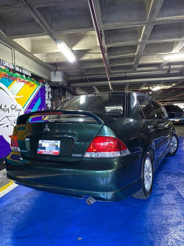 Imagen 8 de 9 de Mitsubishi Lancer Touring 2012