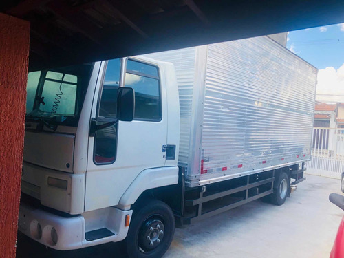 Ford Ford Cargo 712