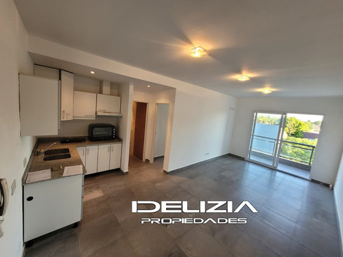 Imagen 2 de 14 de Venta De Departamento 2 Ambientes En Castelar Opotunidad