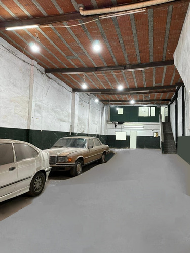Venta Depósito Galpón Pompeya 240 Mts - Entrada Contenedor - 2 Oficinas - Habilitable Industria Expreso, Importador, Mayorista Logistica Y Servicios