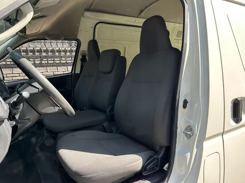 Toyota Hiace Panel Super Larga