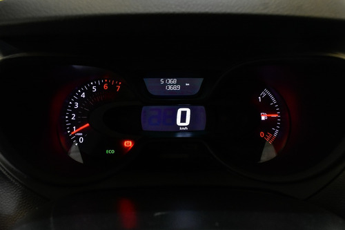 Imagen 12 de 15 de Renault Captur 1.6 Life 2018 La Plata 174