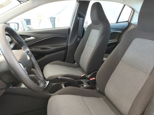 Imagen 14 de 23 de Chevrolet Onix Plus 1.2 Ls Mr