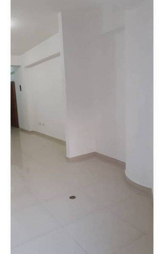 Imagen 13 de 14 de Apto En Venta En Resid Río Apure Urb El Parral 95mts Alexandra Ramírez 0414-704-1922