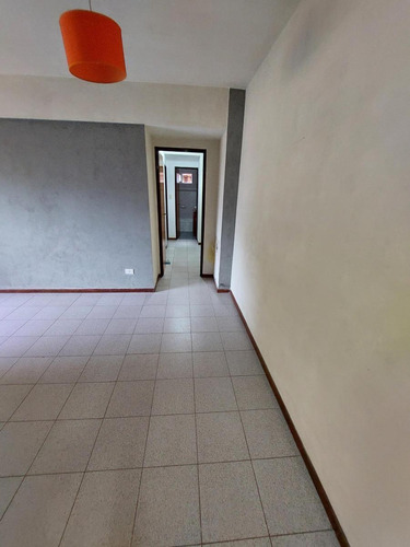 Departamento En Venta - 2 Dormitorios 1 Baño - 80mts2 - Monte Grande
