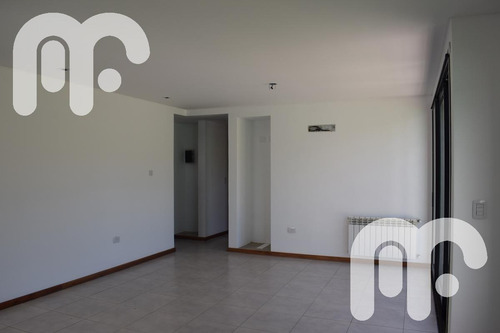 Imagen 26 de 30 de Venta Casa Complejo De Viviendas En City Bell