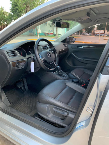 Volkswagen Vento 2.5 Luxury 170cv Tiptronic 2015