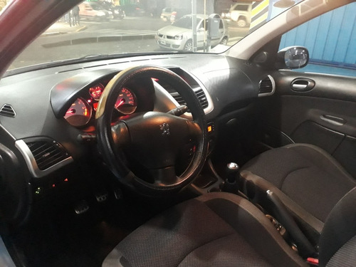 Imagen 3 de 12 de Peugeot 207 2012 1.6 Sedan Xt