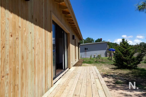 Casa En Venta De 1 Dormitorio.