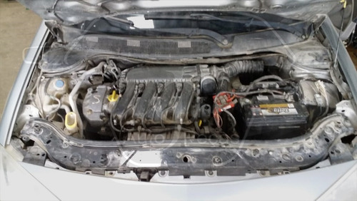 Imagem 5 de 6 de Sucata Megane Sedan 2.0 2010 - Retirada De Peças