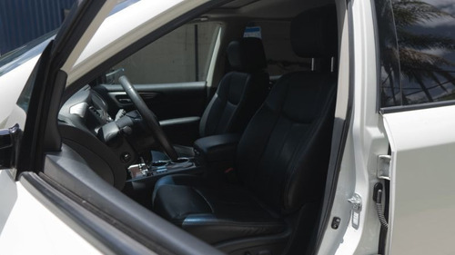 Imagen 7 de 15 de Nissan Pathfinder 2016 3.5 Exclusive At