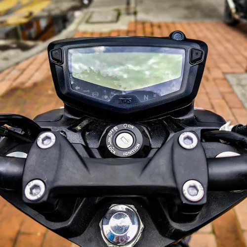 Tvs Apache Rtr 160 Gris 2026