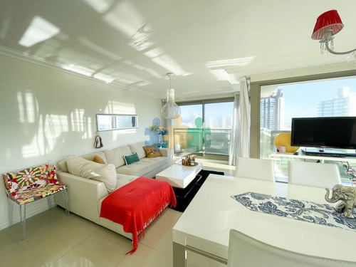 Imagen 2 de 20 de En Venta, Hermoso Apartamento Con Todos Los Servicios - Punta Del Este