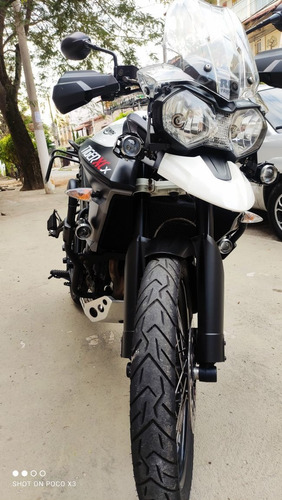 Imagem 5 de 11 de Triumph Tiger 800 Xcx