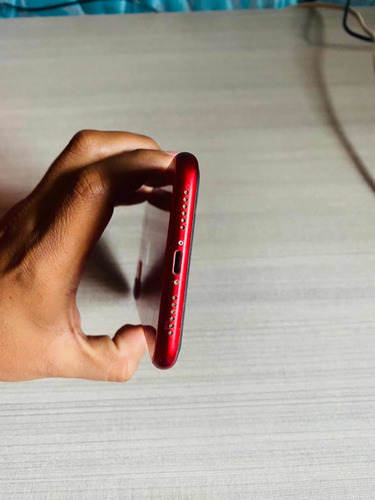 iPhone 11 256 Red Product (Usado)
