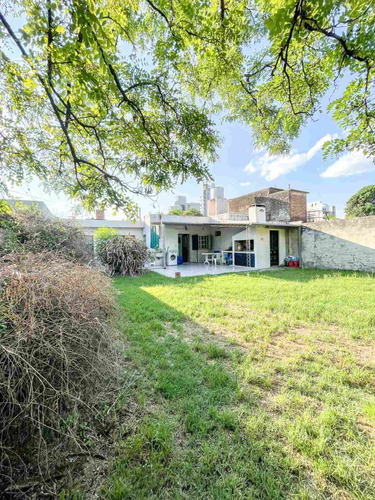 Casa En Venta En Pergamino Con Patio
