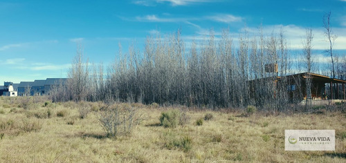 Venta De Terreno En Yacanto, A Metros De La Ruta