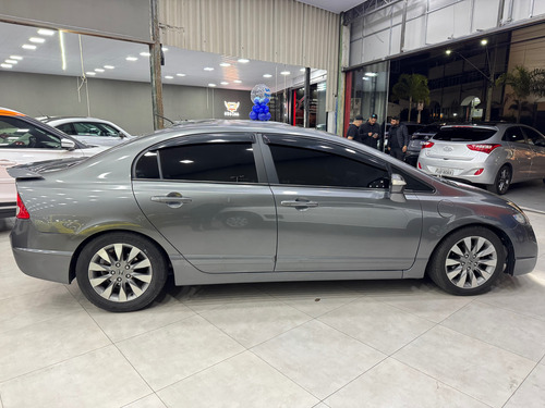 Honda Civic 1.8 Lxl Flex Aut. 4p