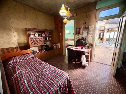 Venta/permuta Casa 5 Amb A Refac Caseros Centro
