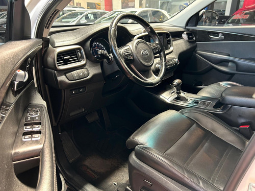 Kia Sorento 3.3 V6 EX 7L