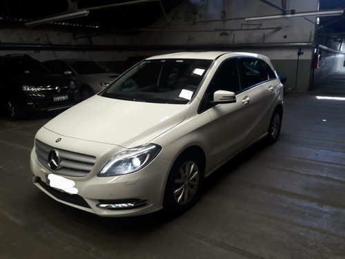 Mercedes Benz B200