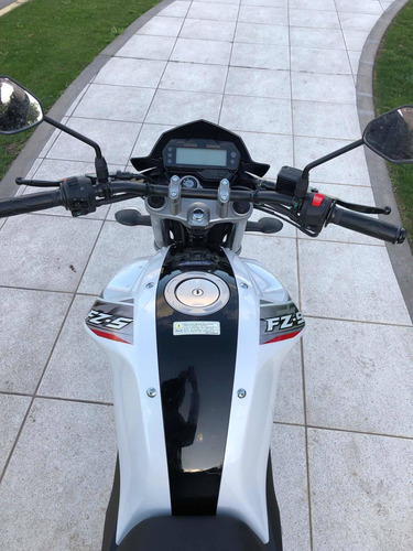 Imagen 7 de 7 de Yamaha Fz
