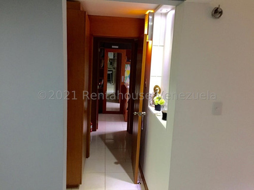 Apartamento En Venta En Los Naranjos Humboldt Mls #23-1547