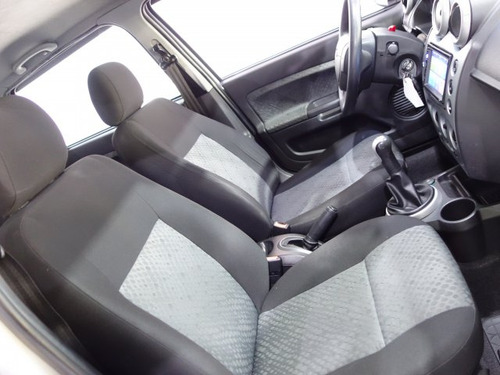 Ford Fiesta Fiesta 1.0 ROCAM HATCH 8V FLEX 4P MANUAL