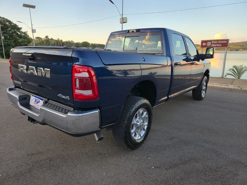 RAM Ram 2500 6.7 Laramie Cab. Dupla 4x4 Aut. 4p