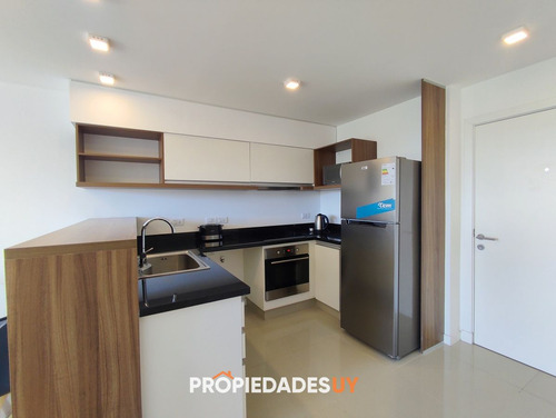 Imagen 10 de 26 de A La Venta Un Dormitorio Y Medio A Pasos De Rambla Brava - Punta Del Este