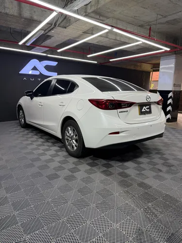 Mazda 3 2.0 Prime